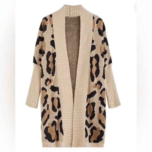 Miss Sparkling Khaki Leopard Print Cardigan. Color: Khaki. Size L - Picture 2 of 7